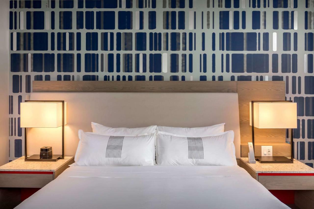 The Summit Hotel Цинциннаті Екстер'єр фото